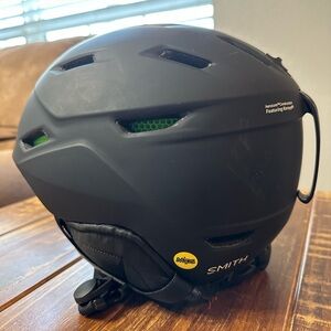 SMITH PROSPECT JR. SKI HELMET